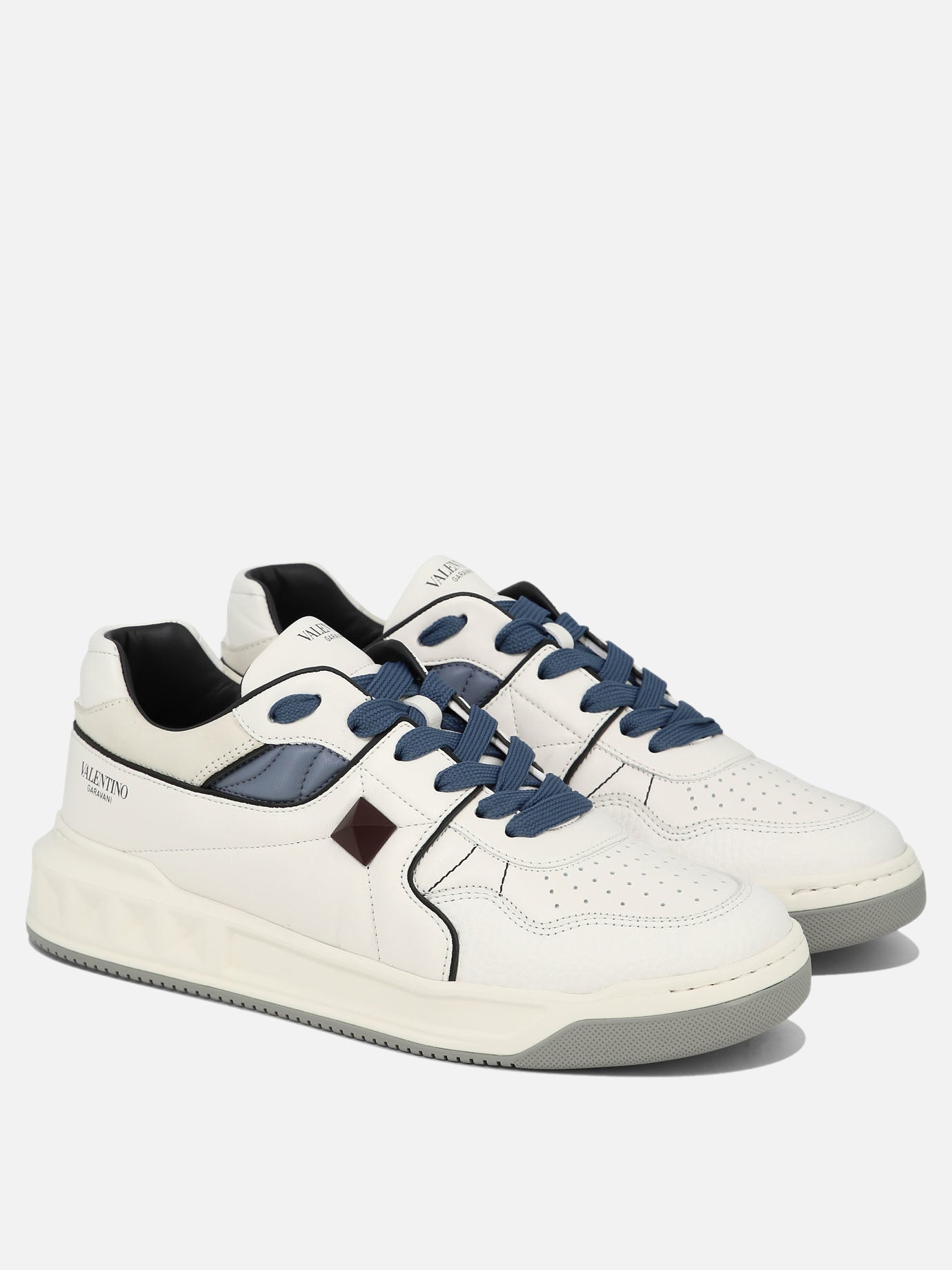 Low top sneakers 100% leather - 100% rubber  White - Valentino Garavani Men | PDP | VIETTI Online Store | Zoom-Modal_2
