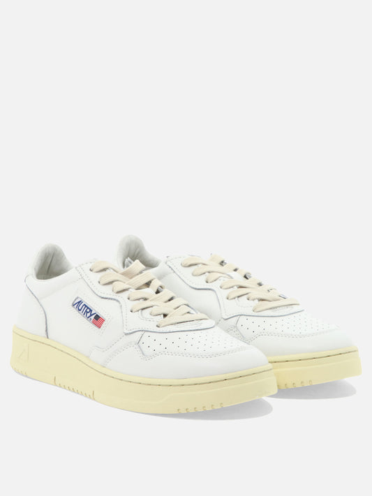Autry "Medalist Low" sneakers 15539034_39 White 2