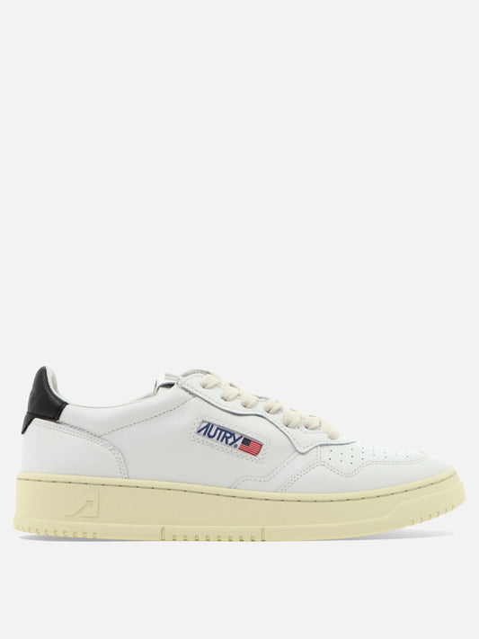 Autry "Medalist Low" sneakers 18427035_40 White 1