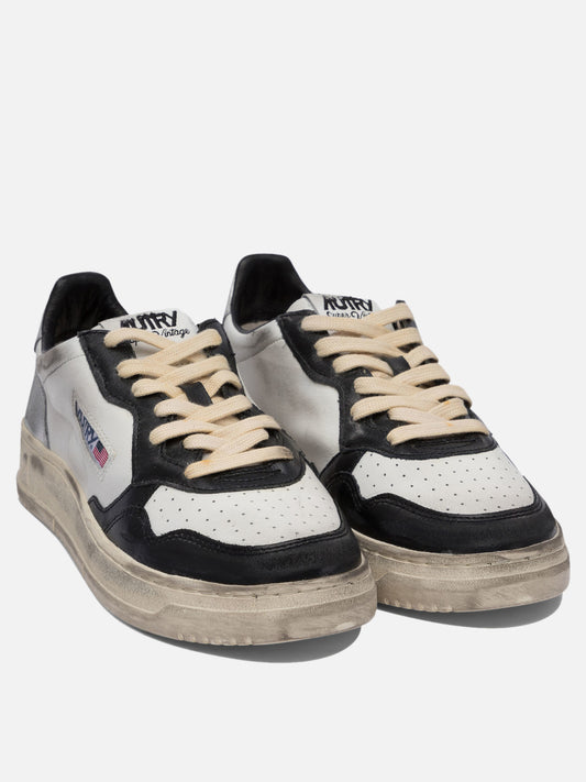 Autry "Medalist Low Super Vintage" Sneakers 12946642_39 Black 2