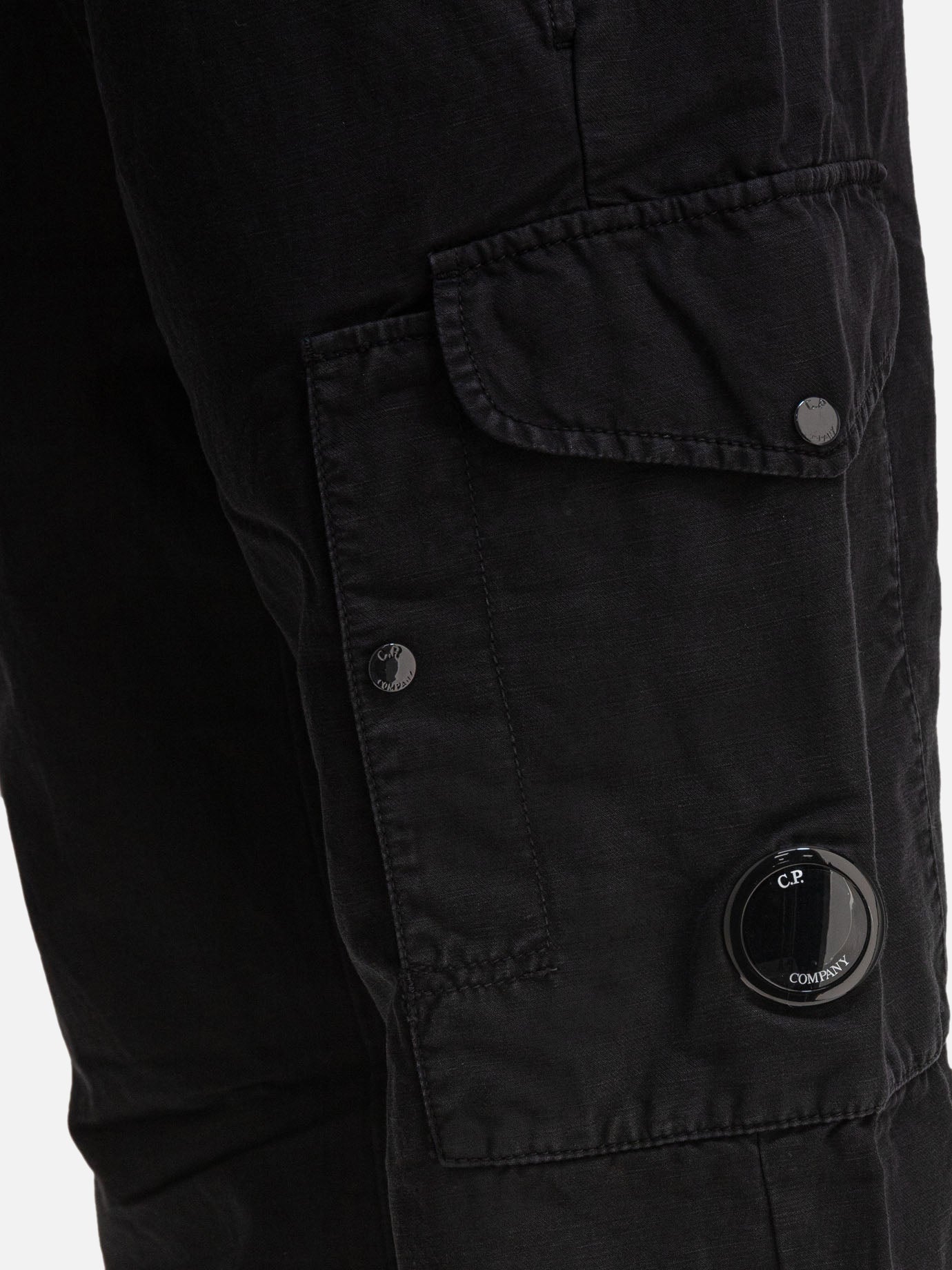 C.P. Company Cotton and linen cargo trousers 17151095_48 Black thumbnail_4