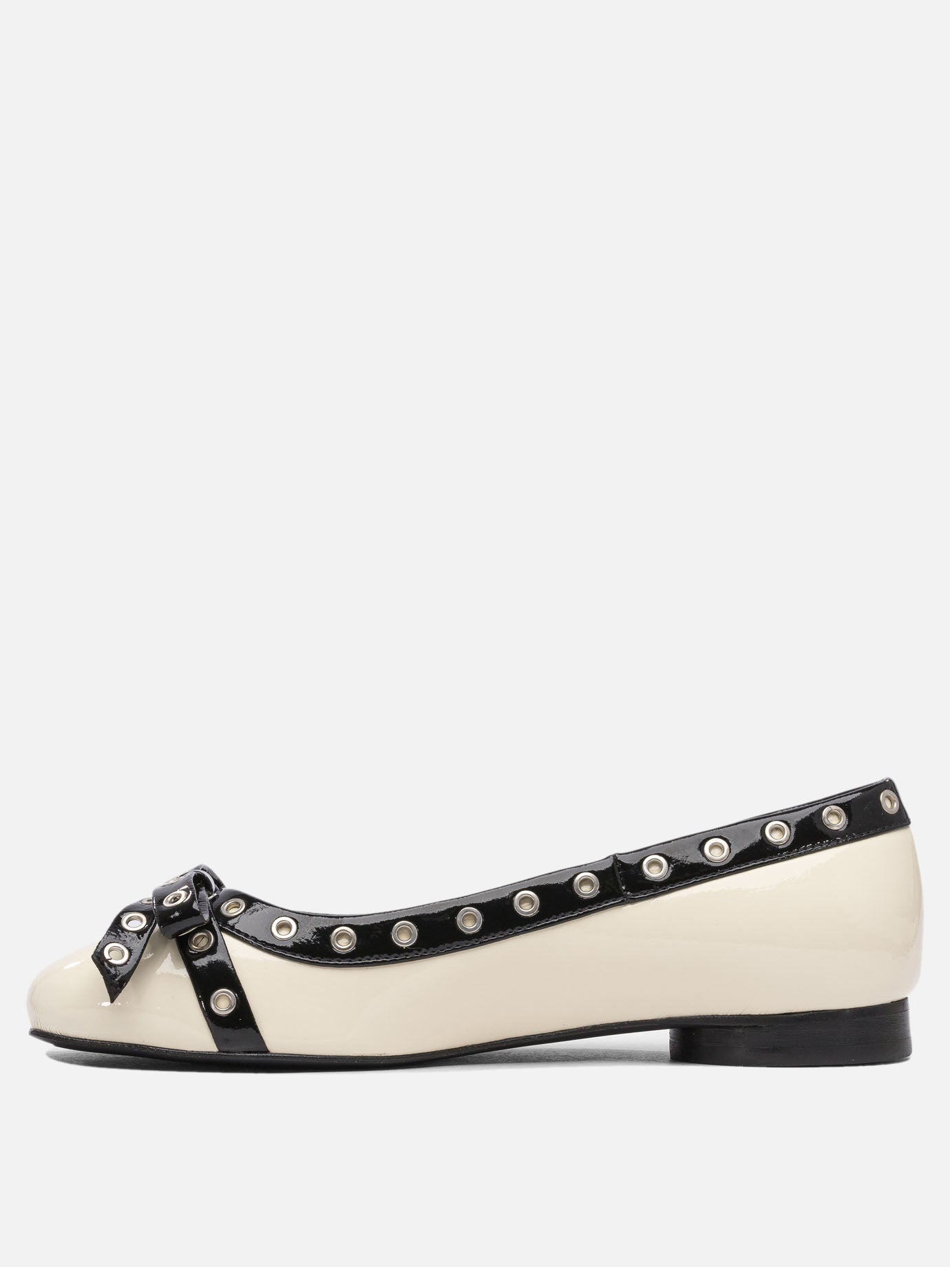 Ganni Eyelet bow ballet flats 18737711_36 White thumbnail_3