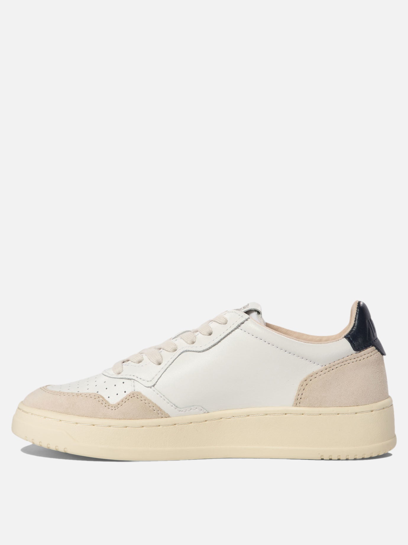 Low top sneakers 70% leather 20% suede 10% nylon - 100% rubber  White - Autry Women | PDP | VIETTI Online Store | thumbnail_3