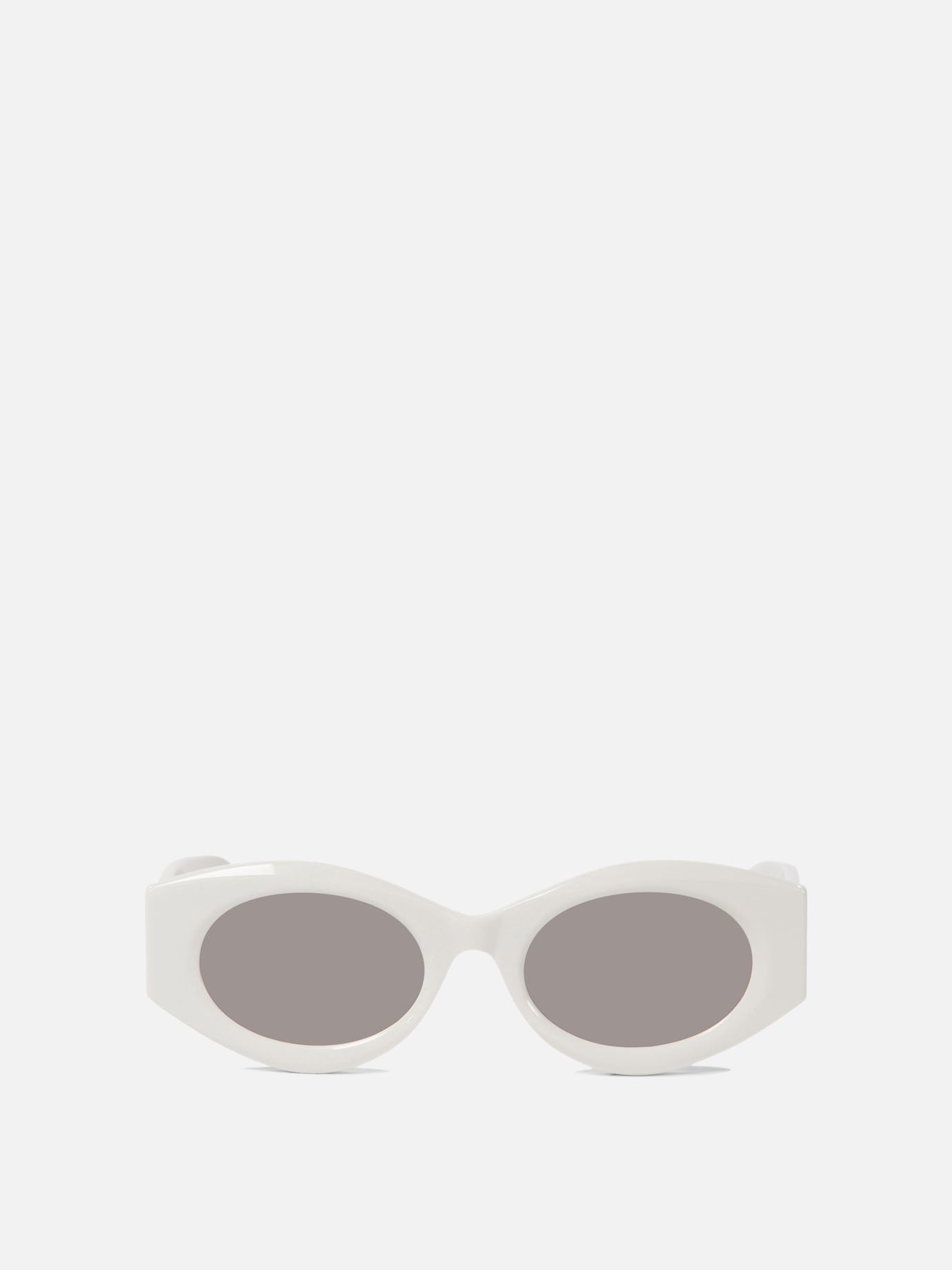 Alaïa Cat-eye sunglasses White