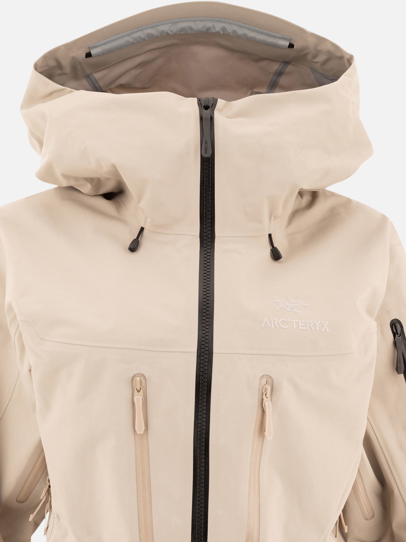 Arc'teryx "Alpha SV" jacket Beige