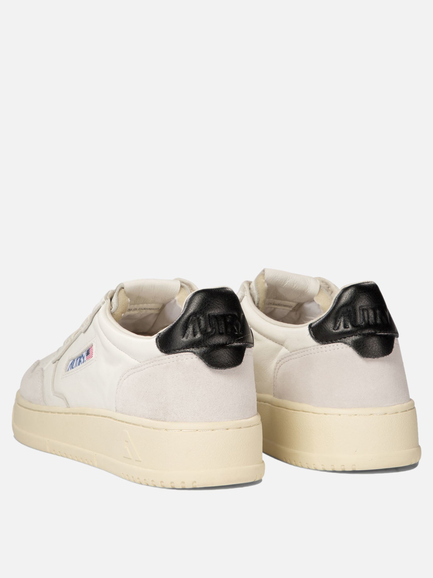 "Medalist" sneakers