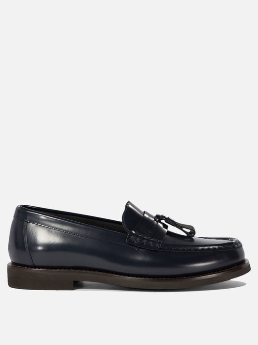 Loafers with Shiny Tassels