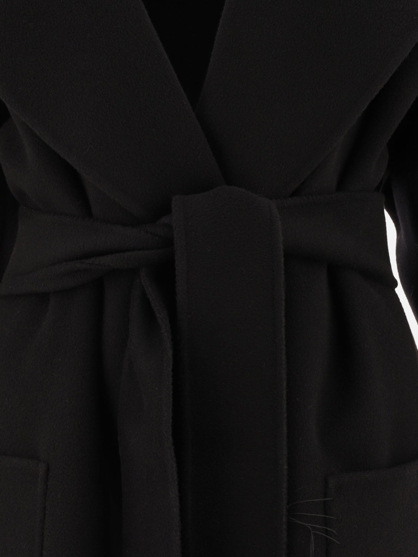 "Veleno" belted coat