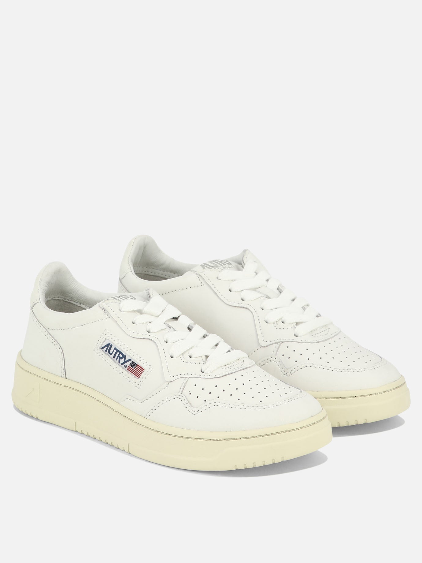 Low top sneakers 100% cow leather - 100% rubber  White - Autry Men | PDP | VIETTI Online Store | Zoom-Modal_2
