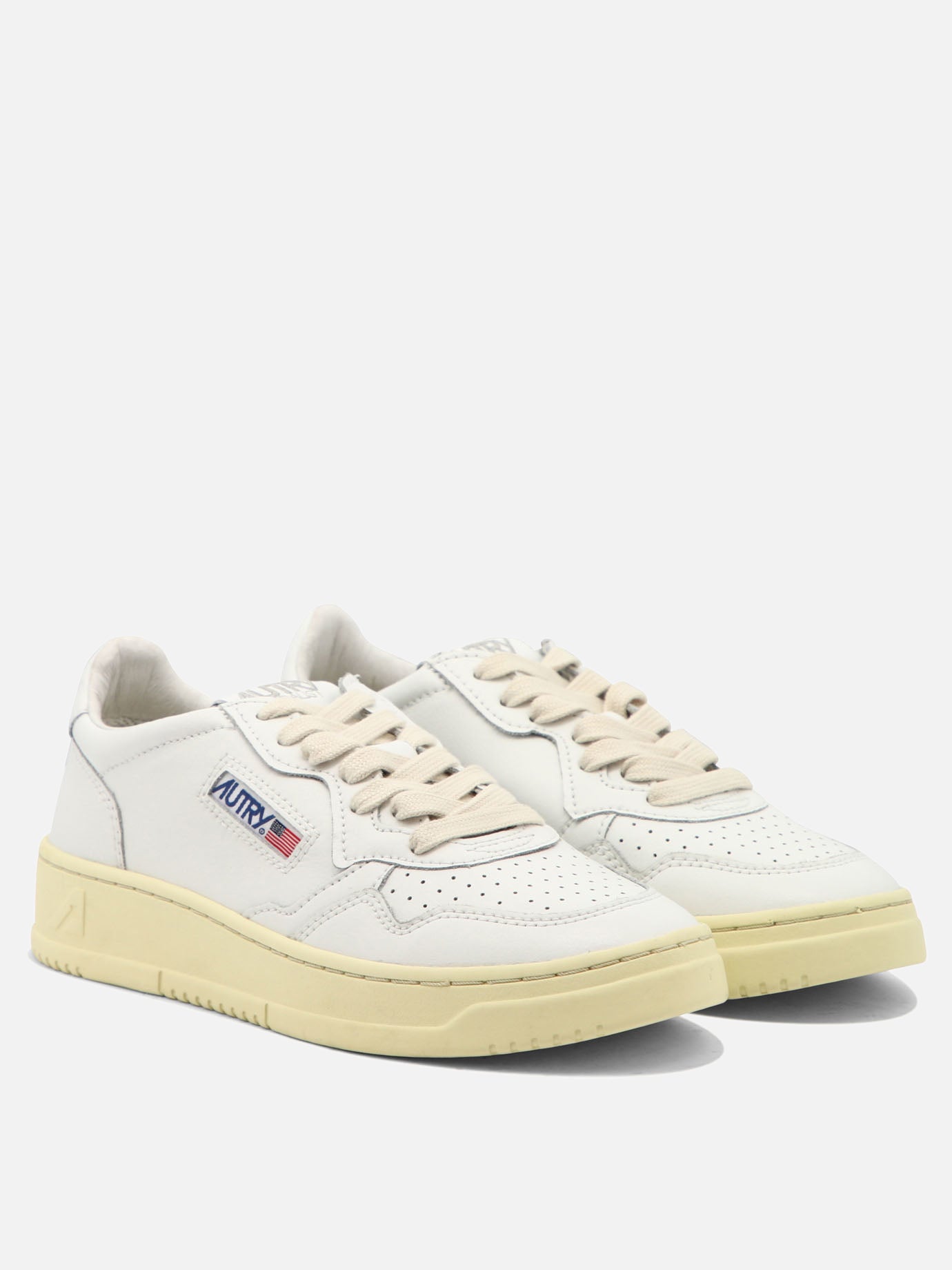 Low top sneakers 100% cow leather - 100% rubber  White - Autry Women | PDP | VIETTI Online Store | thumbnail_2